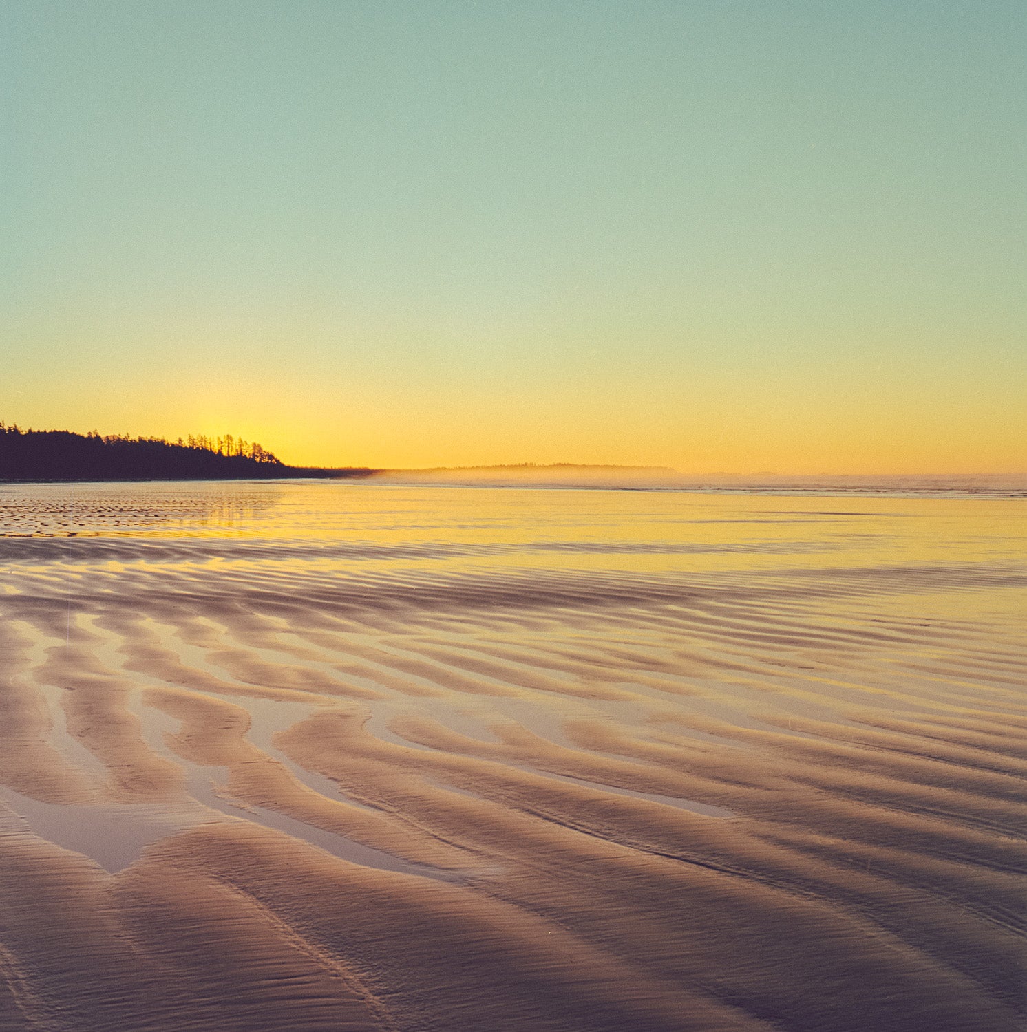 Daybreak, Pacific rim